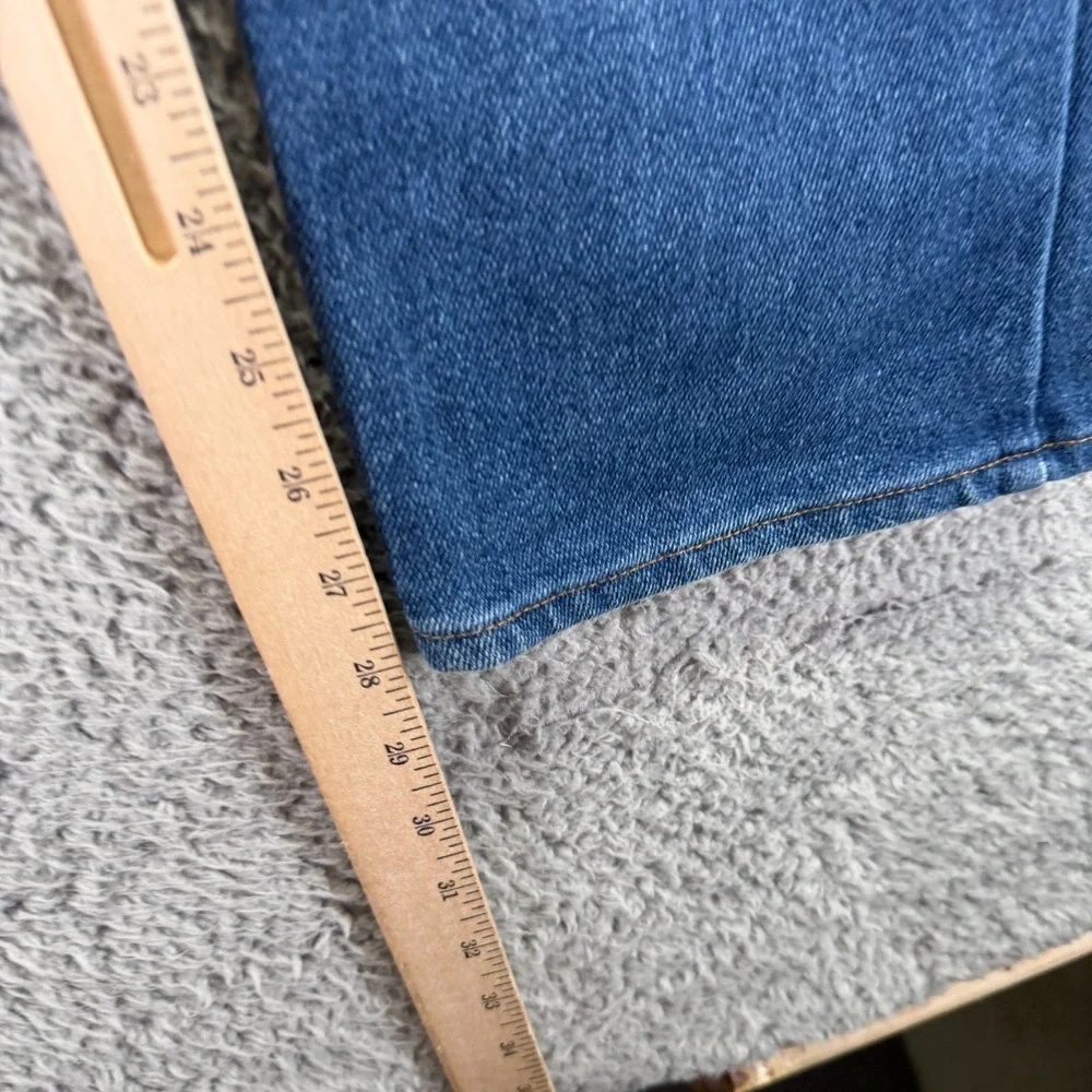 Levis before purchasing